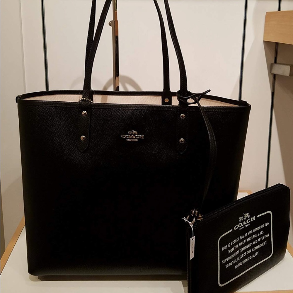 COACH Reversible City Tote  👜